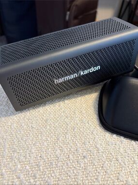 Portable Bluetooth Speaker — Black